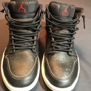 Jordan Retro 1’s Size 9.5